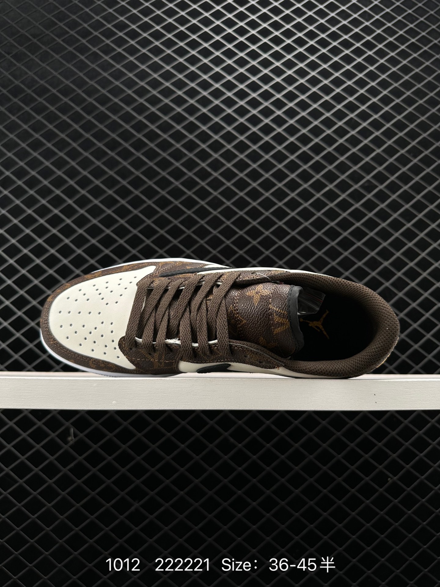 Travis Scott x Tiffany & Co. x Nike Air Jordan 1 Low OG SP